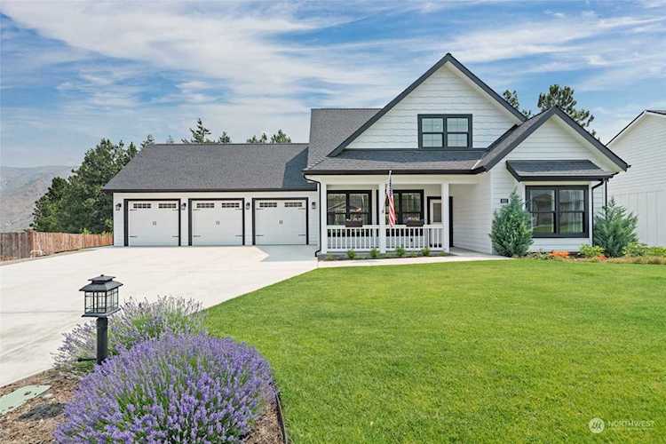 1017 Crest Loop Entiat, WA 98822
