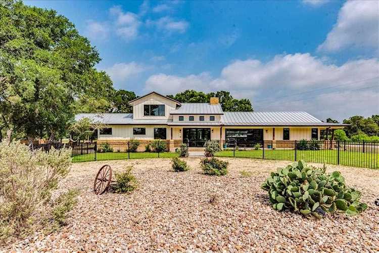 140 Allison DR Bertram, TX 78605