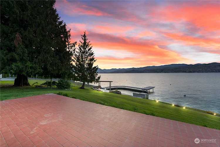 4162 Hwy 97A Chelan, WA 98816 MLS® 2128459