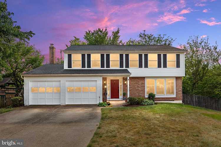 5486 Braddock Ridge Dr Centreville, VA 20120 | MLS VAFX2130686 Photo 1