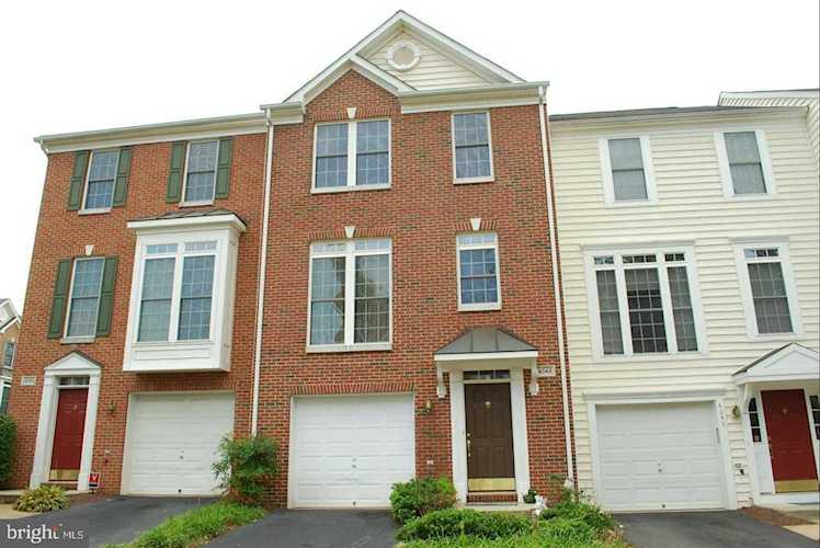 4048 Fairfax Center Hunt Trl Fairfax, VA 22030 | MLS VAFX2129416 Photo 1