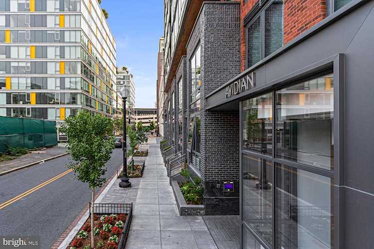 1211 Van St SE #PH2 Washington, DC 20003