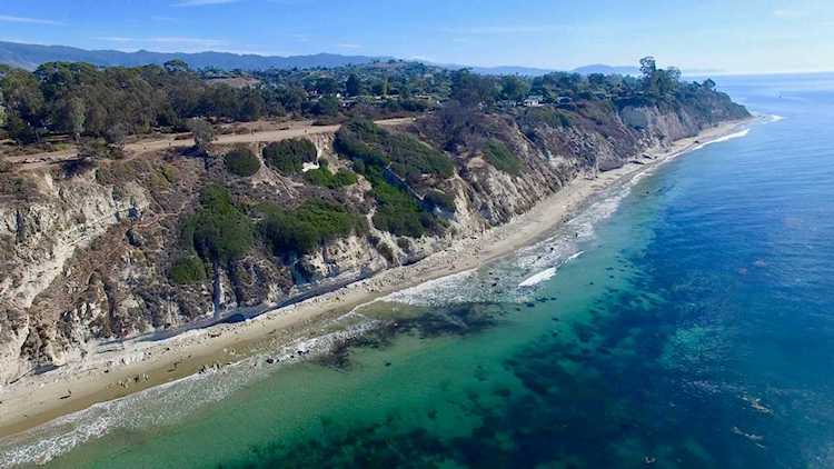 2530 Murrell Rd Santa Barbara, CA 93109 | MLS 23-1705 Photo 1