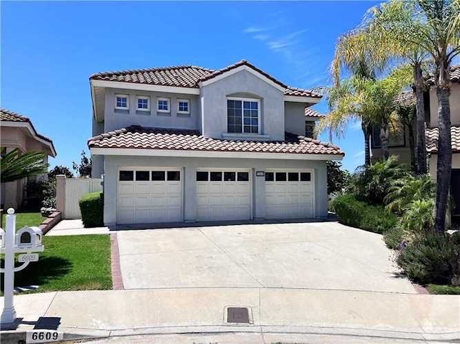 18621 Park Ridge Ln Huntington Beach, CA 92648 | MLS OC23093834 Photo 1