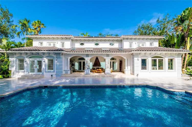 5770 SW 100th St Pinecrest, FL 33156