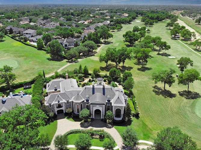 5 Cypress Valley Ct Sugar Land, TX 77479
