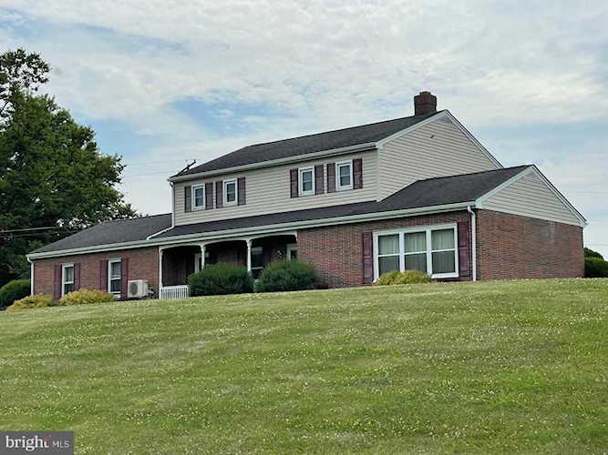454 Little Brick Rd Mc Veytown, PA 17051 | home for sale | KBB Photo 1