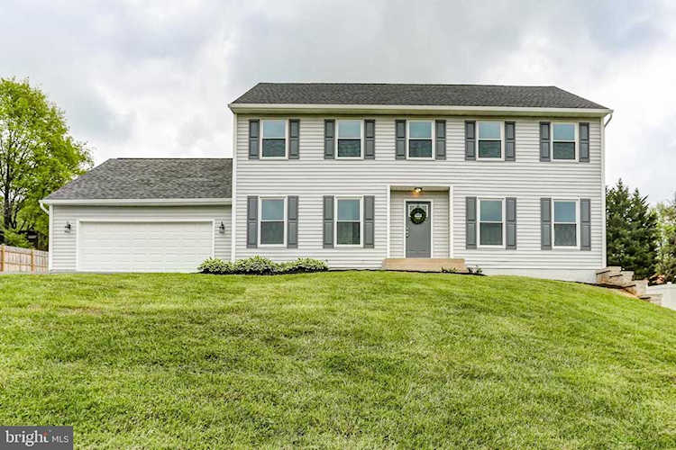 86 Magnolia Trl in Delta,PA Photo 1