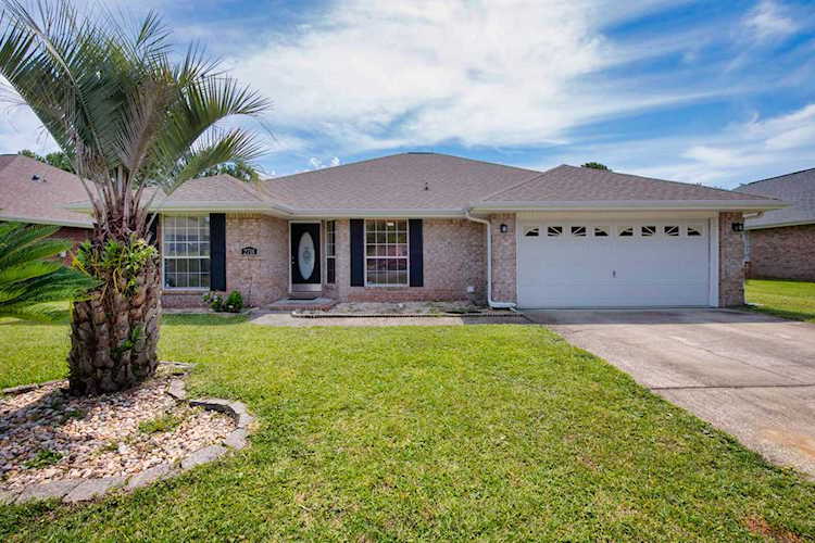 2718 Shoni Dr Navarre, FL 32566 | MLS 924520 Photo 1