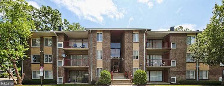 4705 Tecumseh St #302 College Park, MD 20740 | MLS MDPG2079330 Photo 1