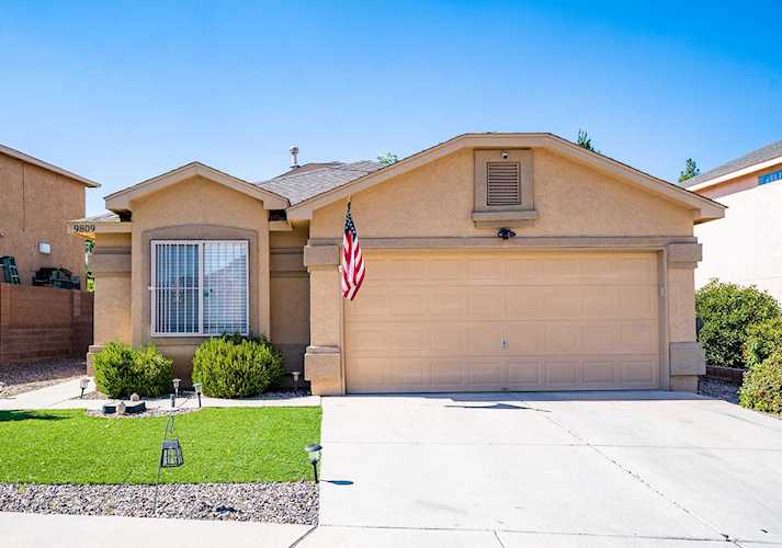 9809 Rancho West Place SW Albuquerque, NM 87121