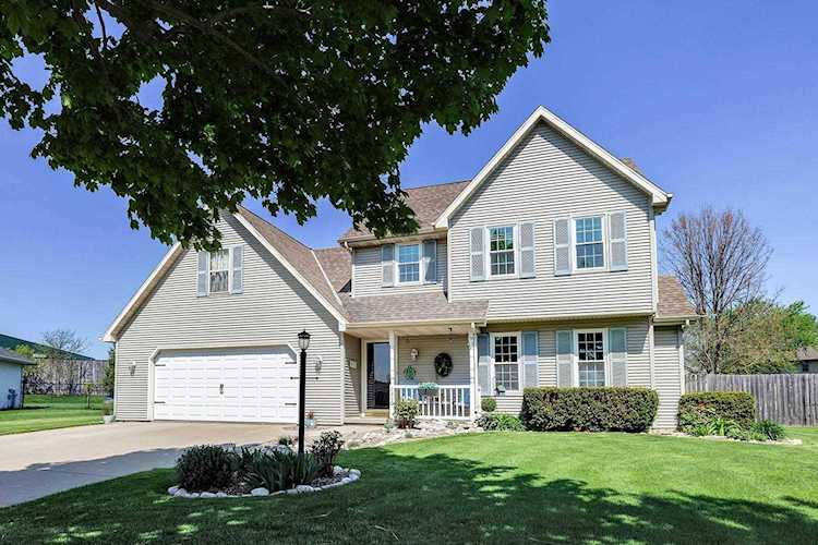 1310 N Carrington Ln De Pere, WI 54115 home for sale, MLS#50275079 - Dallaire Realty Photo 1