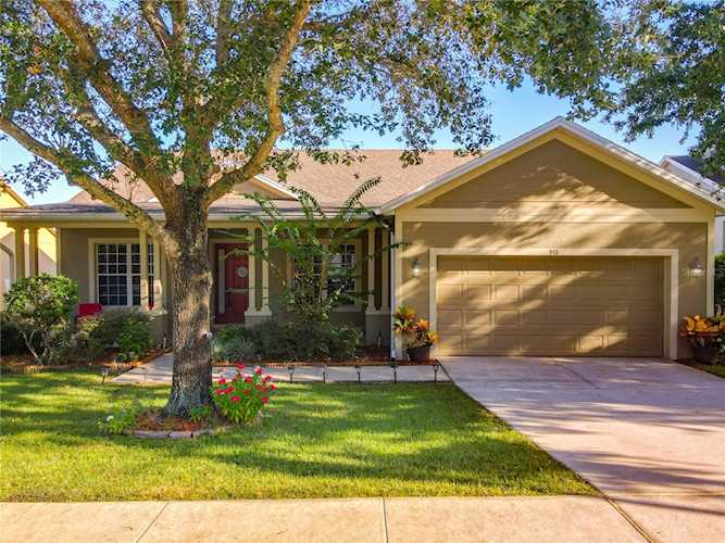 916 White Oak WAY Minneola, FL 34715