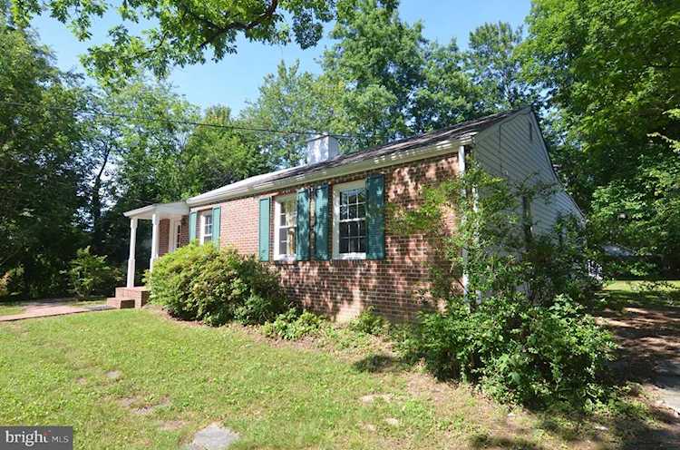 2129 Westmoreland St Falls Church, VA 22043 | MLS VAFX2129778 Photo 1
