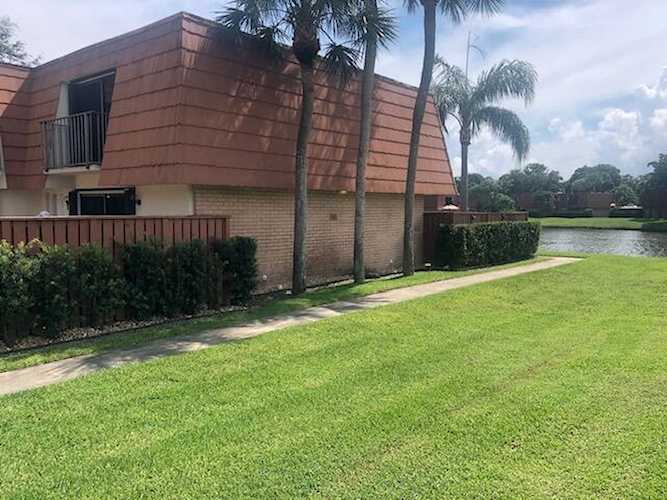 521 Live Oak Lane #521 Boynton Beach, FL 33436