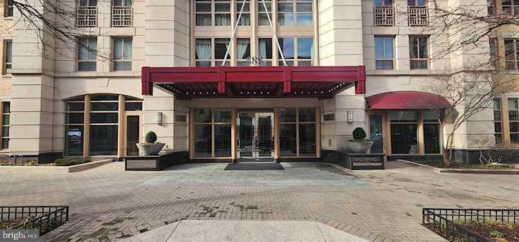 888 N Quincy St #912 home for sale in Arlington Photo 1
