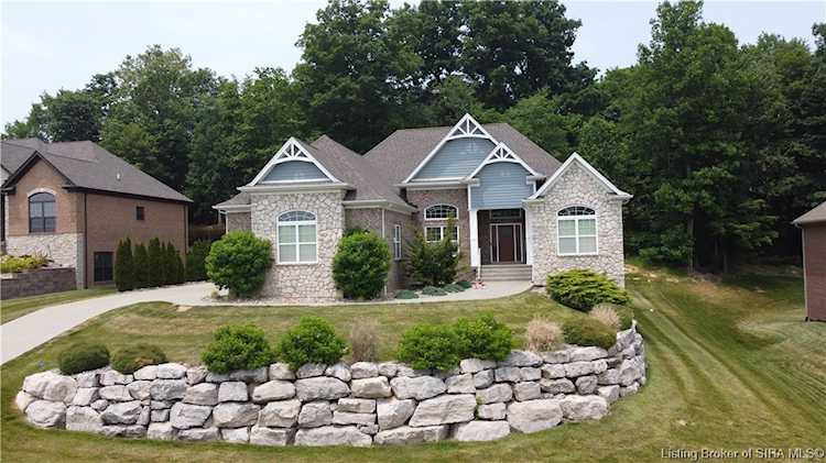 3606 Lafayette Parkway Floyds Knobs, IN 47119