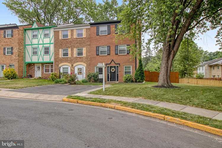 14847 Leicester Ct Centreville, VA 20120 | MLS VAFX2130566 Photo 1