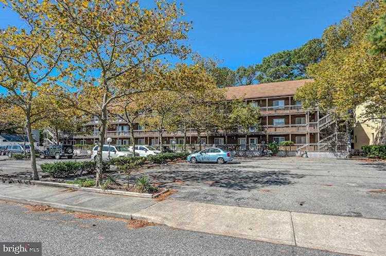 PHOTOS & DETAILS: 14301 Tunnel Ave #2G, Ocean City, MD 21842 For Sale - MLS #MDWO2014338 - Photos, Virtual Tour, School Info - Real Estate Listing Info Photo 1