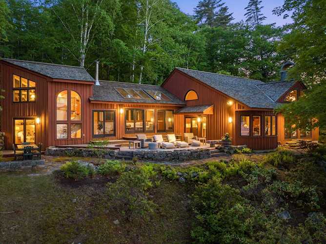 158 Cromwell Point Rd Holderness, NH 03245