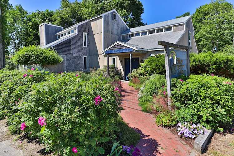 20 Bank Street Wellfleet, MA 02667
