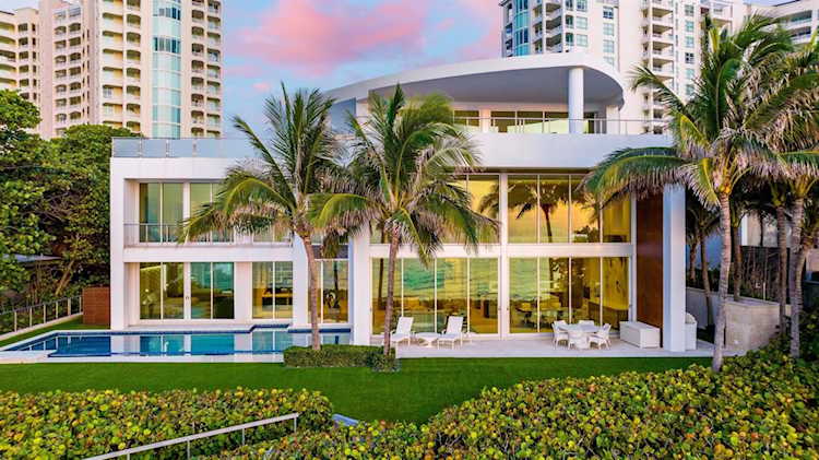 3719 S Ocean Boulevard Highland Beach, FL 33487