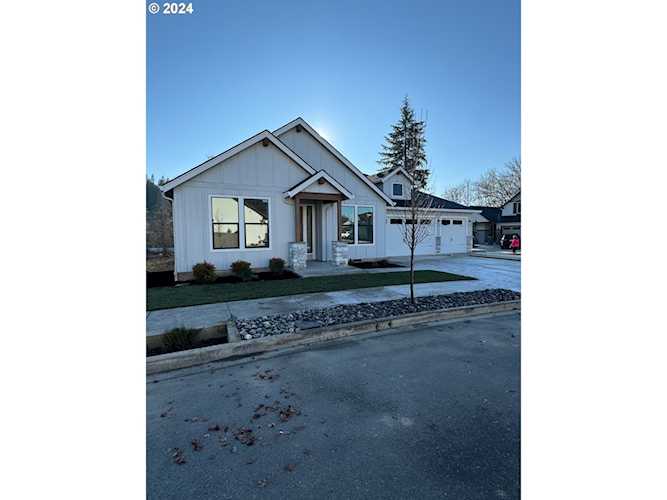 2103 SE 29th ST Battle Ground, WA 98604