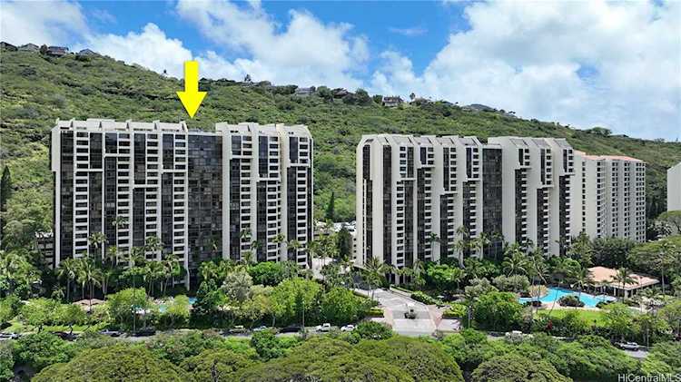 521 Hahaione Street #2/3G Honolulu, HI 96825 | MLS 202308756 Photo 1