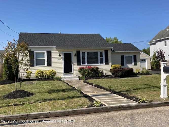 2107 Beach Blvd Point Pleasant, NJ 08742