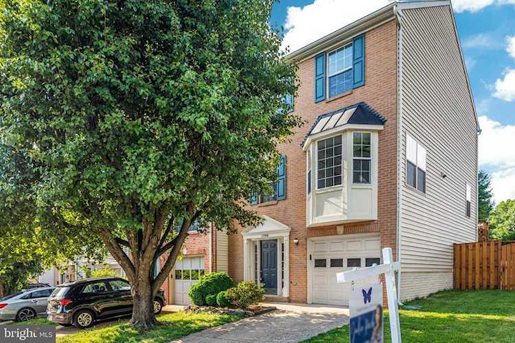 13900 Melton Place Centreville, VA 20120 | MLS VAFX2130168 Photo 1