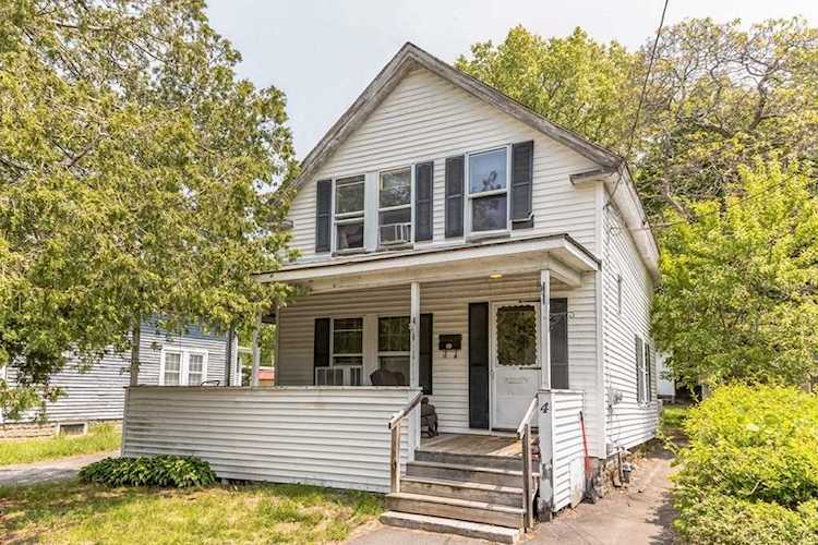 4 Holt St Billerica, MA 01862 | MLS 73116165 Photo 1
