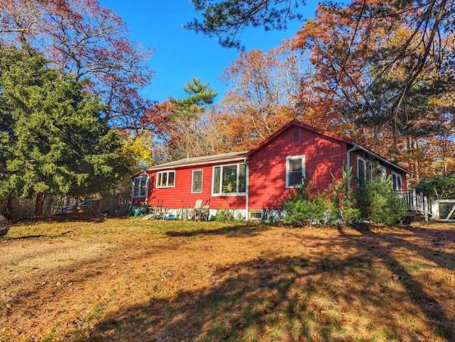 213 Grove St Norwell, MA 02061