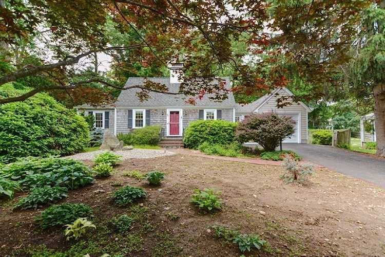 Westwood, 60 Pheasant Hill Street, MA, home for sale, MLS#:73127872 Photo 1