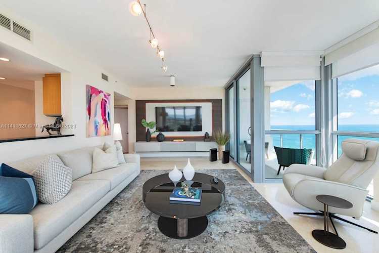 101 20th St #3002 Miami Beach, FL 33139