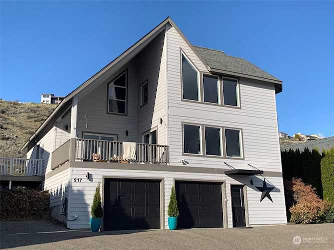 217 San Remo Ln Chelan, WA 98816