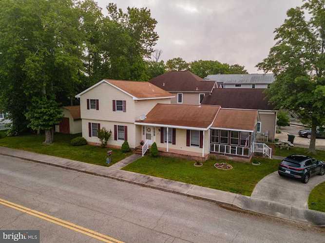 PHOTOS & DETAILS: 13900 Derrickson Ave, Ocean City, MD 21842 For Sale - MLS #MDWO2014276 - Photos, Virtual Tour, School Info - Real Estate Listing Info Photo 1