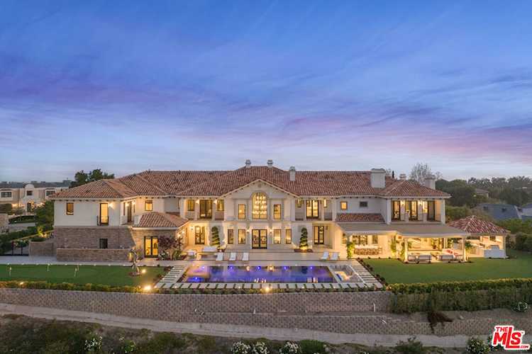 25325 Prado De La Felicidad Calabasas, CA 91302