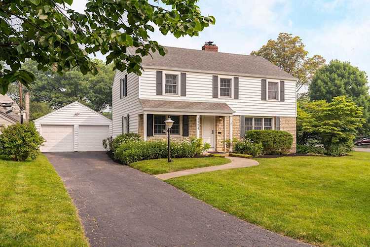 1824 Suffolk Road Upper Arlington, OH 43221