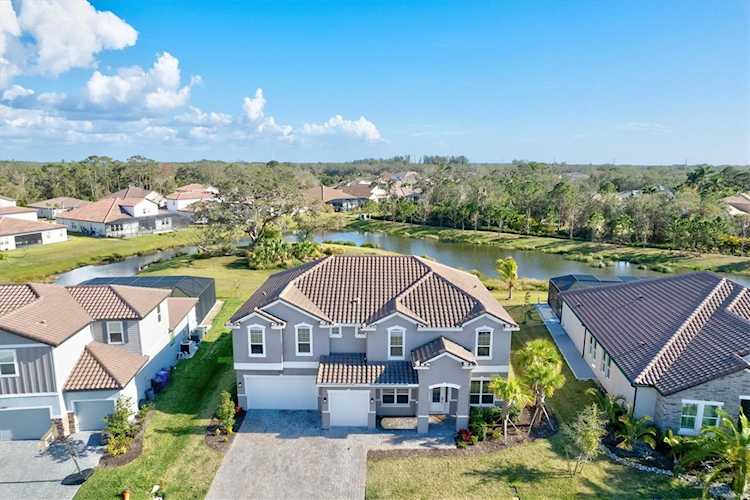 6629 Dovekey Dr Sarasota, FL 34241
