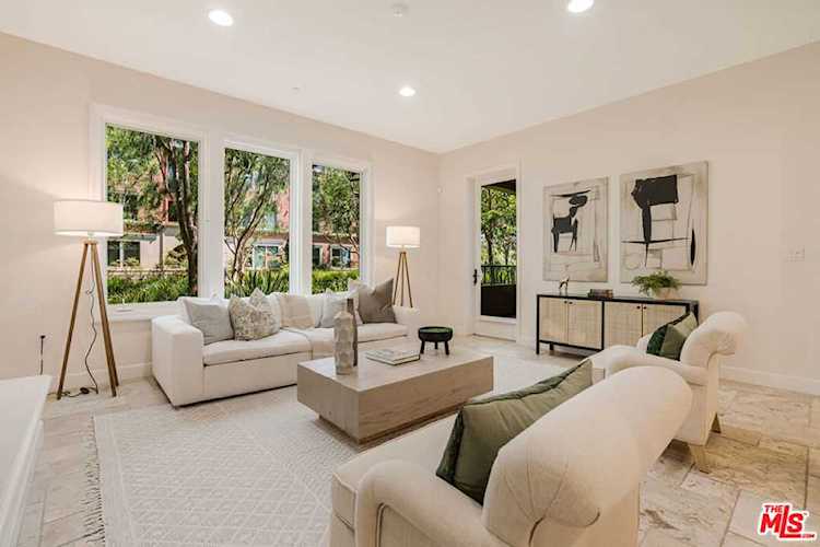 5721 S Crescent Park #102, Playa Vista, CA 90094 | RubyHome Photo 1