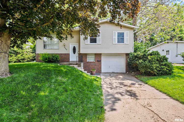 5926 N Hamilton Rd Peoria, IL 61614 home for sale, MLS#PA1242710 - Rodgers Real Estate Group Photo 1