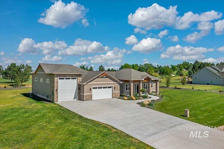 22476 Aura Vista Way Caldwell, ID 83607