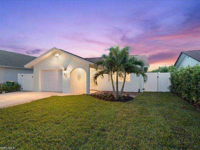 718 N 103rd Ave Naples, FL 34108