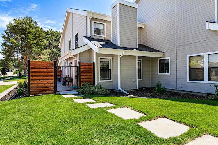 Build Idaho- Prepare to be Moved! Idaho's Ultimate Home Search Photo 1