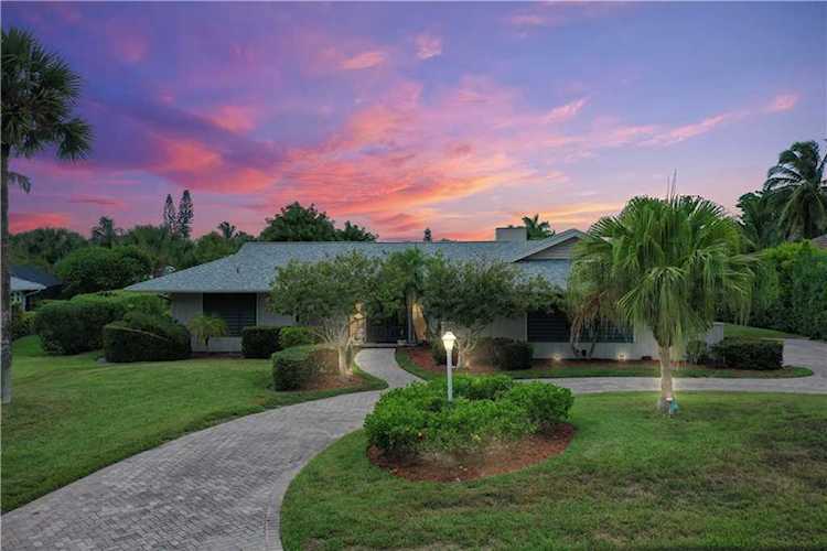 5 Cache Cay Dr Vero Beach, FL 32963