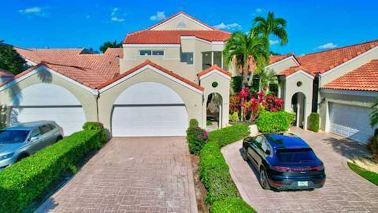 7477 Campo Florido Boca Raton, FL 33433