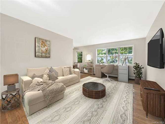 503 Barclay Manor #5C Newburgh, NY 12550 | MLS H6213377 Photo 1