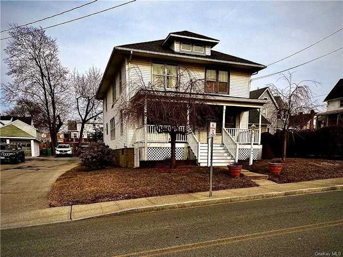 28 Verplanck Ave Beacon, NY 12508 | MLS H6231785 Photo 1