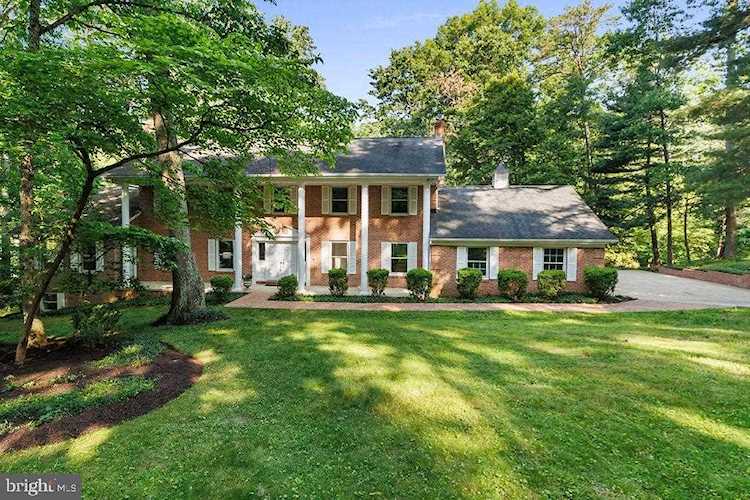 10908 Timbermill Ct Oakton, VA 22124 | MLS VAFX2130194 Photo 1