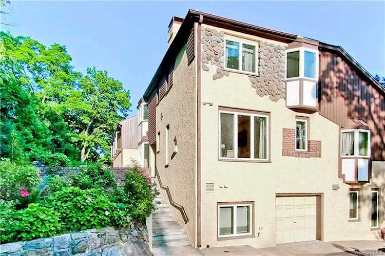 595 W 239th St #A1 Bronx, NY 10463 - $1,055,000 Photo 1